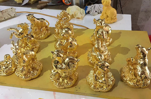 12生肖貼金擺件